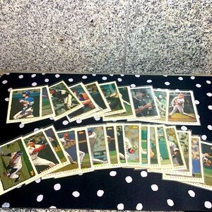 1995 Topps Spectralight Holo 26 Card Lot Luis Alicea Don Slaughter & More